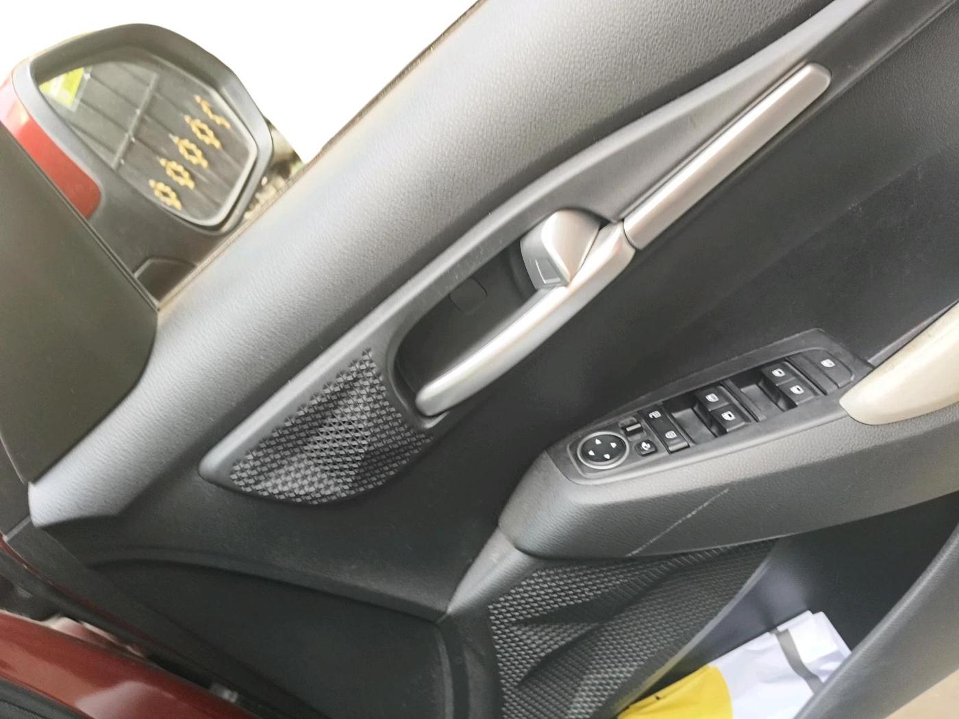 2022 KIA SELTOS HTK PLUS 1.5 IMT, Petrol, Manual, 25,513 km, interior