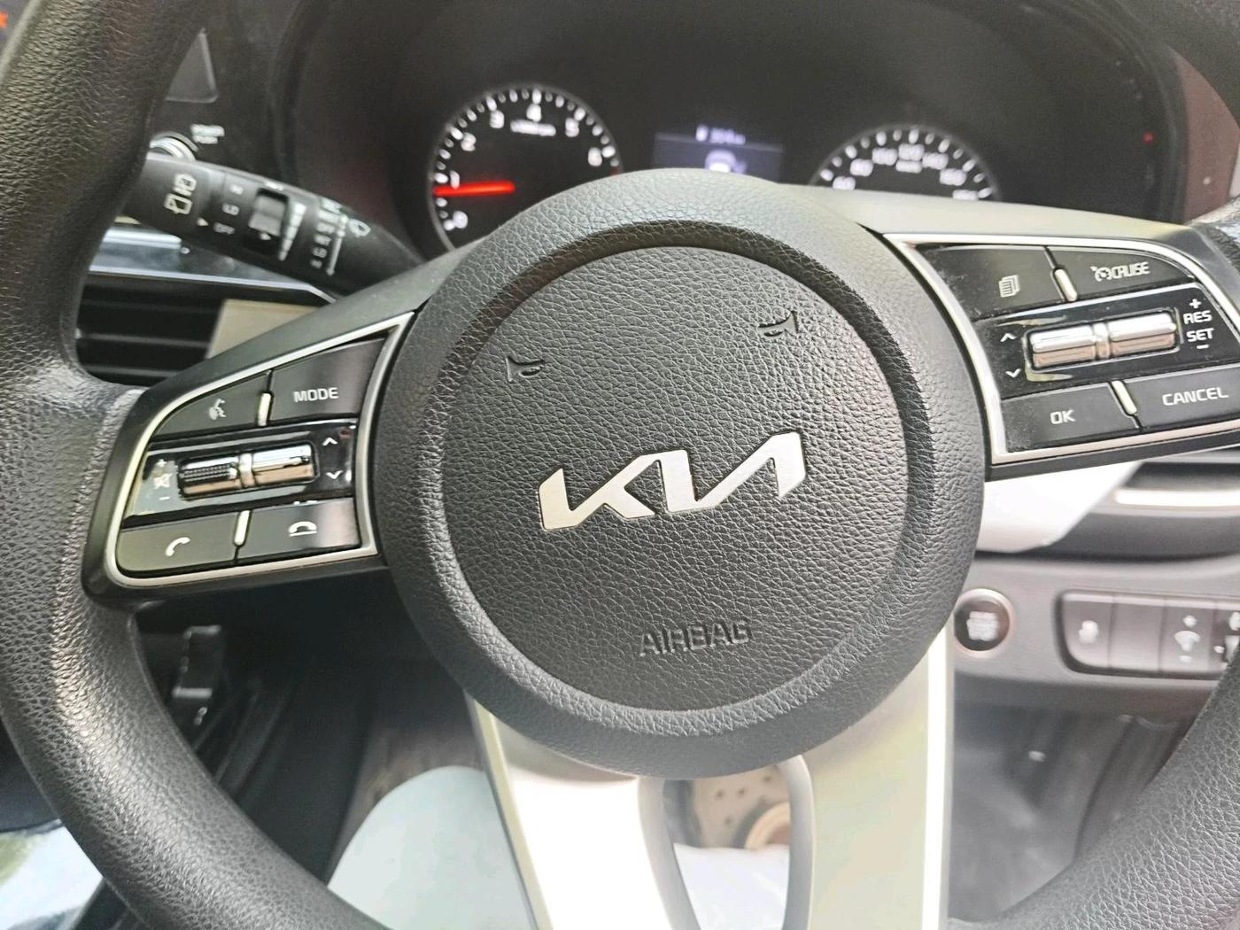 2022 KIA SELTOS HTK PLUS 1.5 IMT, Petrol, Manual, 25,513 km, interior