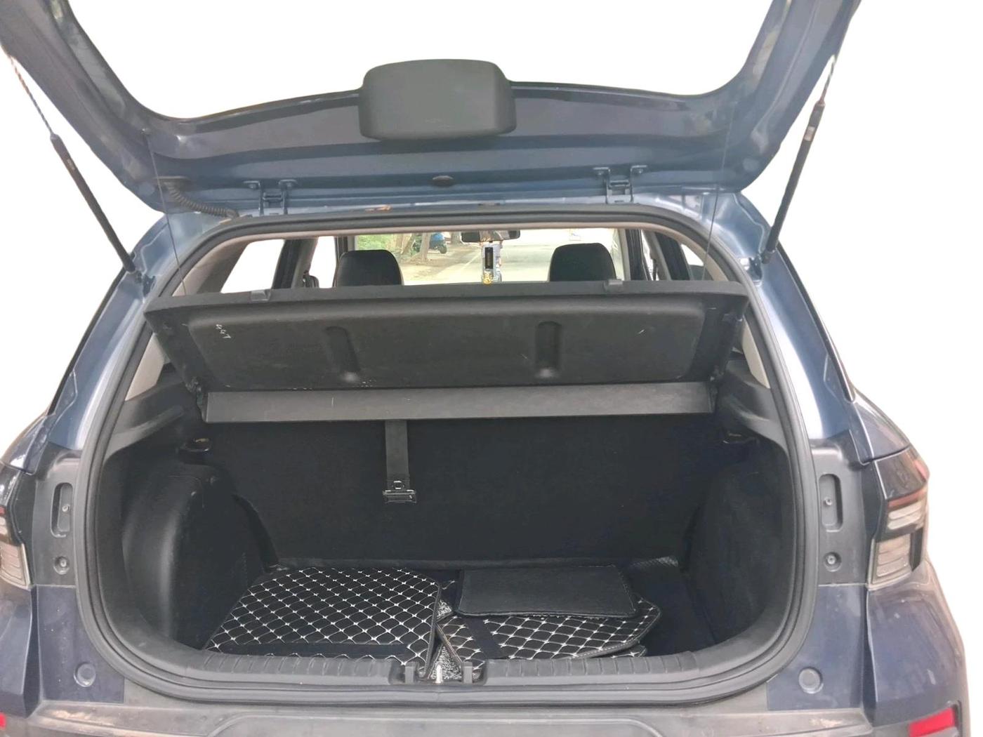 2022 Hyundai VENUE S(O) 1.2, Petrol, Manual, 60,680 km, exterior
