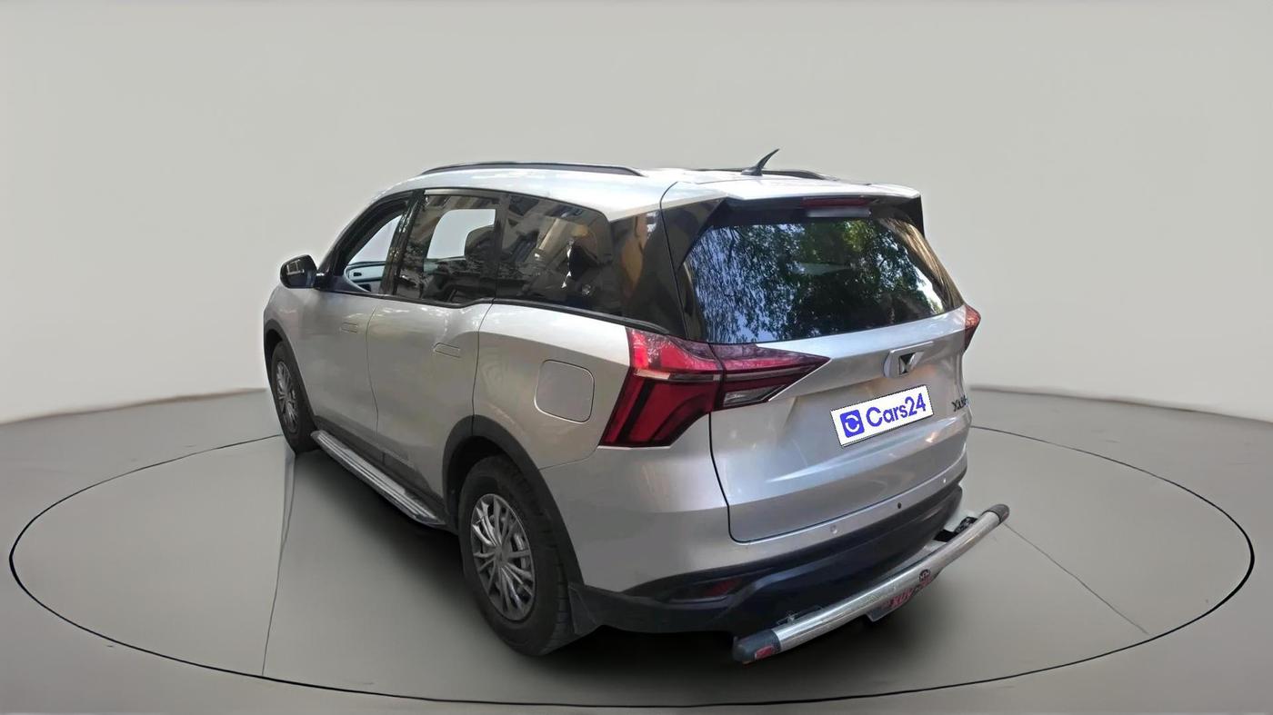 2022 Mahindra XUV700 MX P MT 5 STR, Petrol, Manual, 7,30,000 km, exterior