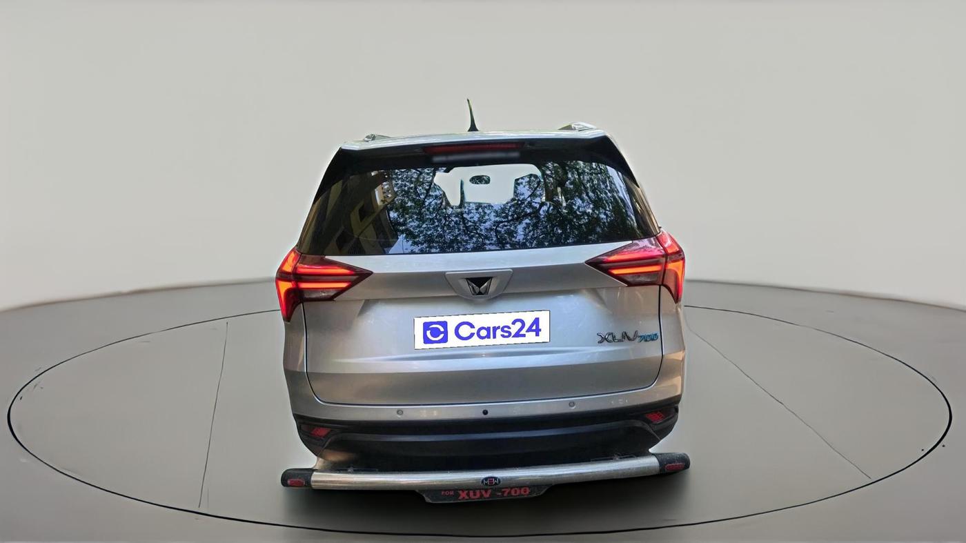 2022 Mahindra XUV700 MX P MT 5 STR, Petrol, Manual, 7,30,000 km, exterior