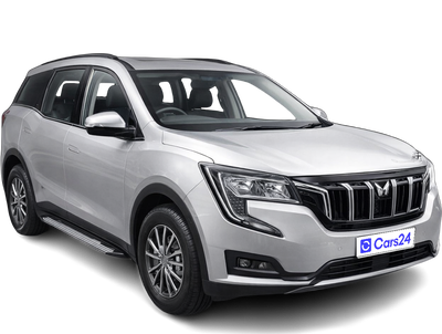 2022 Mahindra XUV700 - SUV - Petrol - Manual - ₹12.50 lakh