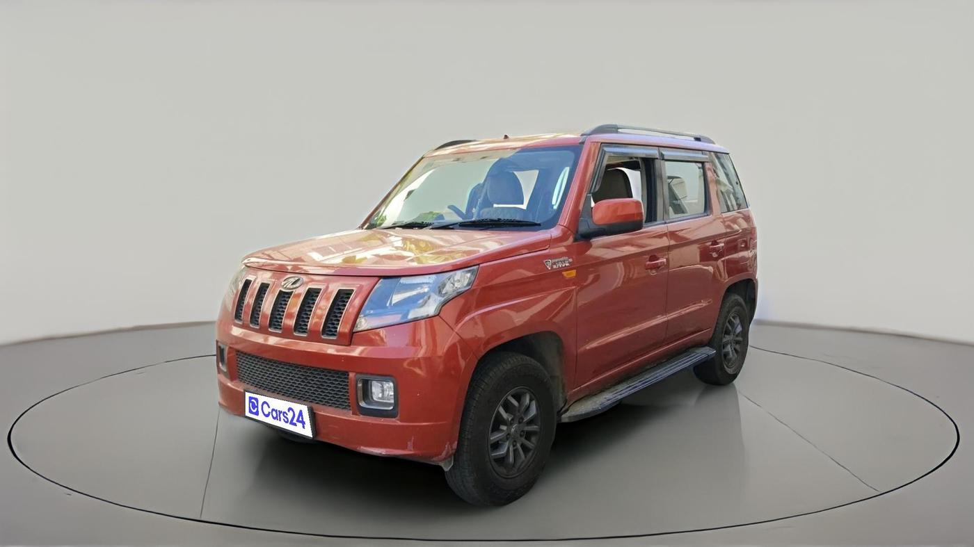 2018 Mahindra TUV300 T10, Diesel, Manual, 83,394 km, exterior