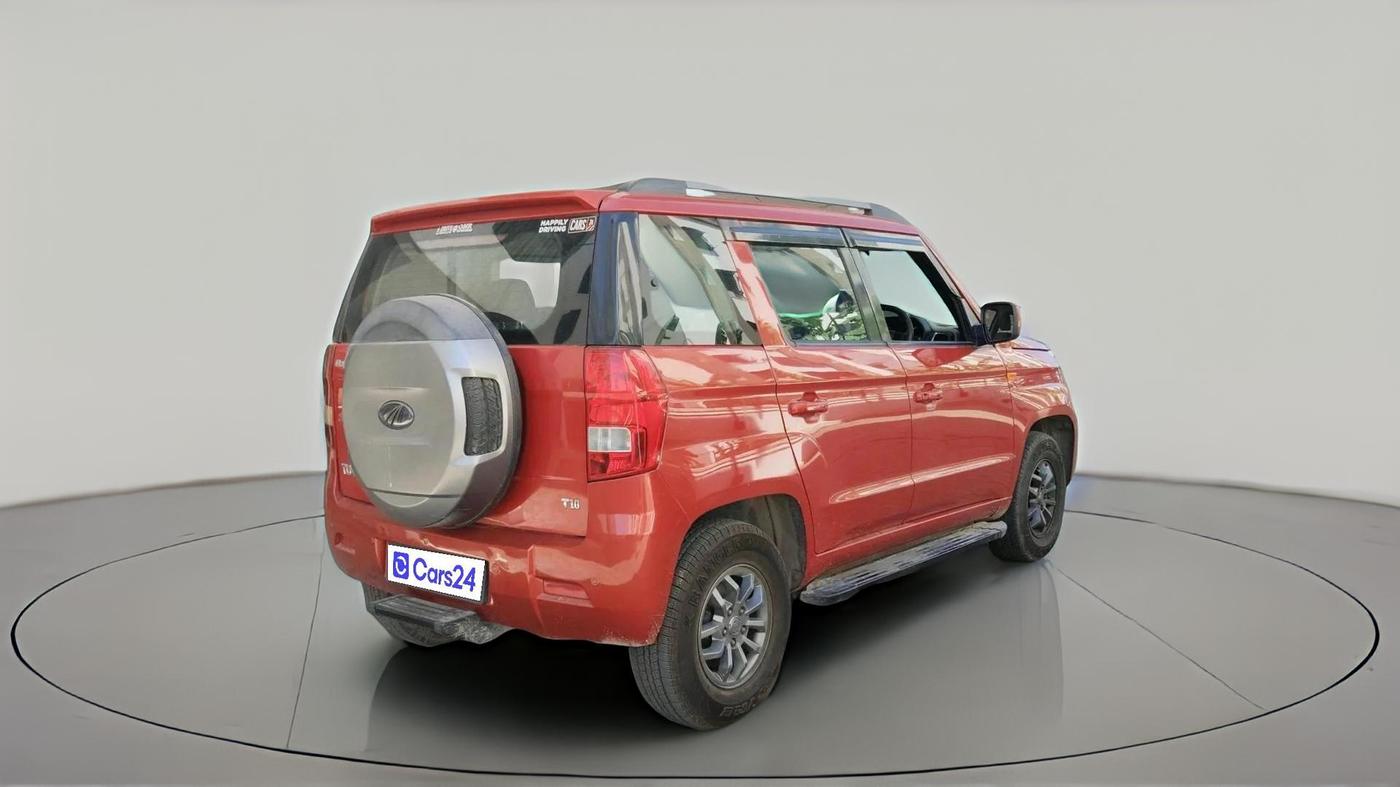 2018 Mahindra TUV300 T10, Diesel, Manual, 83,394 km, exterior