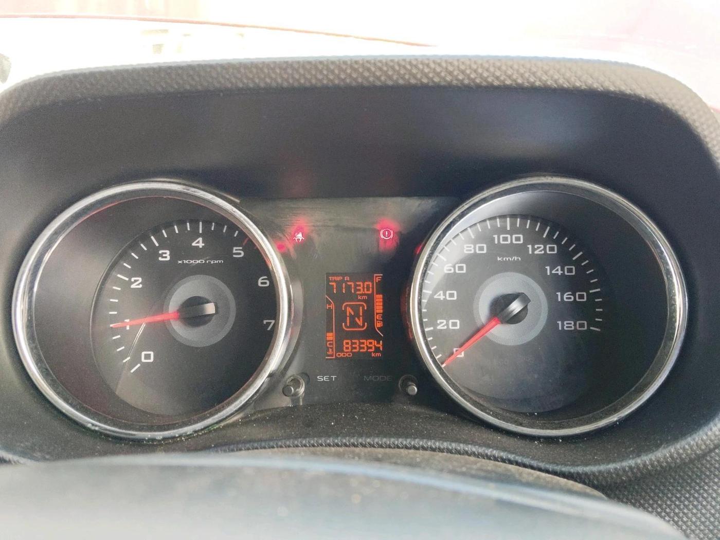 2018 Mahindra TUV300 T10, Diesel, Manual, 83,394 km, interior