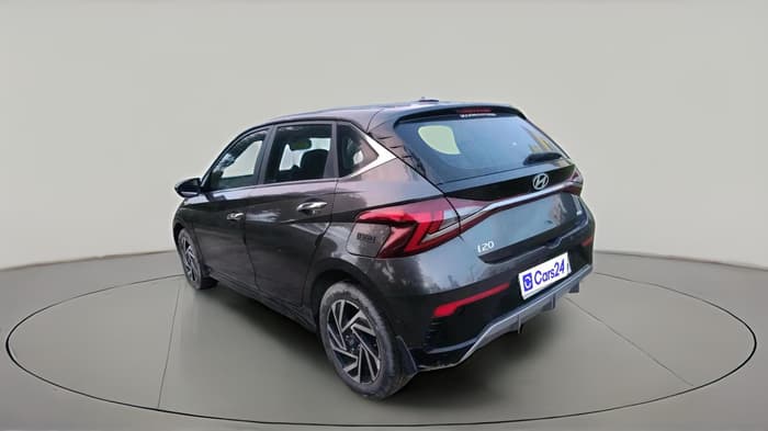2025 Hyundai NEW I20 ASTA 1.2 MT, Petrol, Manual, 32,157 km, exterior