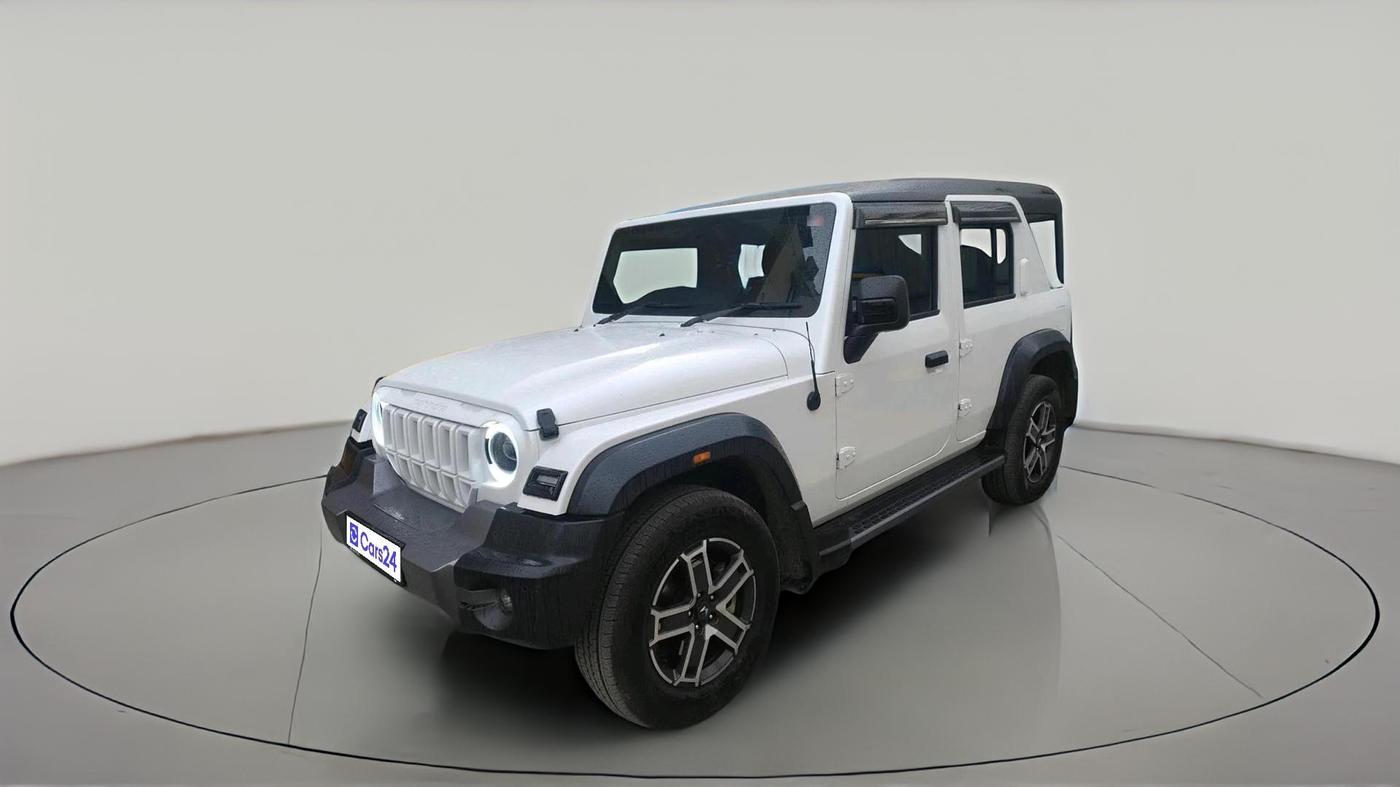 2025 Mahindra Thar Roxx MX5 Diesel MT 2WD, Diesel, Manual, 1,789 km, exterior