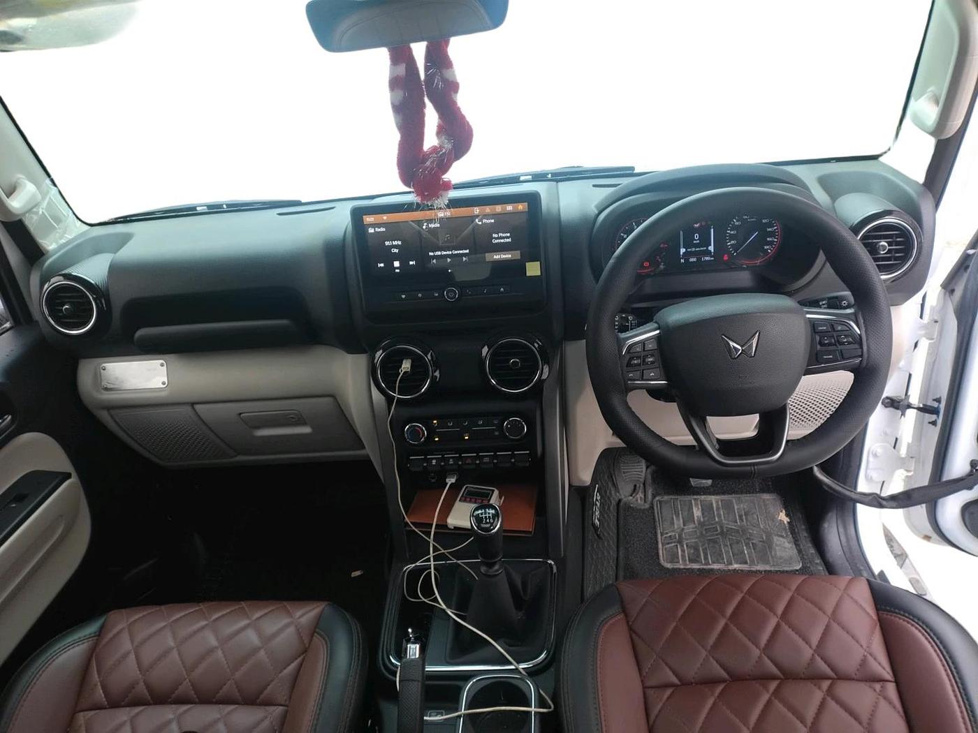 2025 Mahindra Thar Roxx MX5 Diesel MT 2WD, Diesel, Manual, 1,789 km, interior