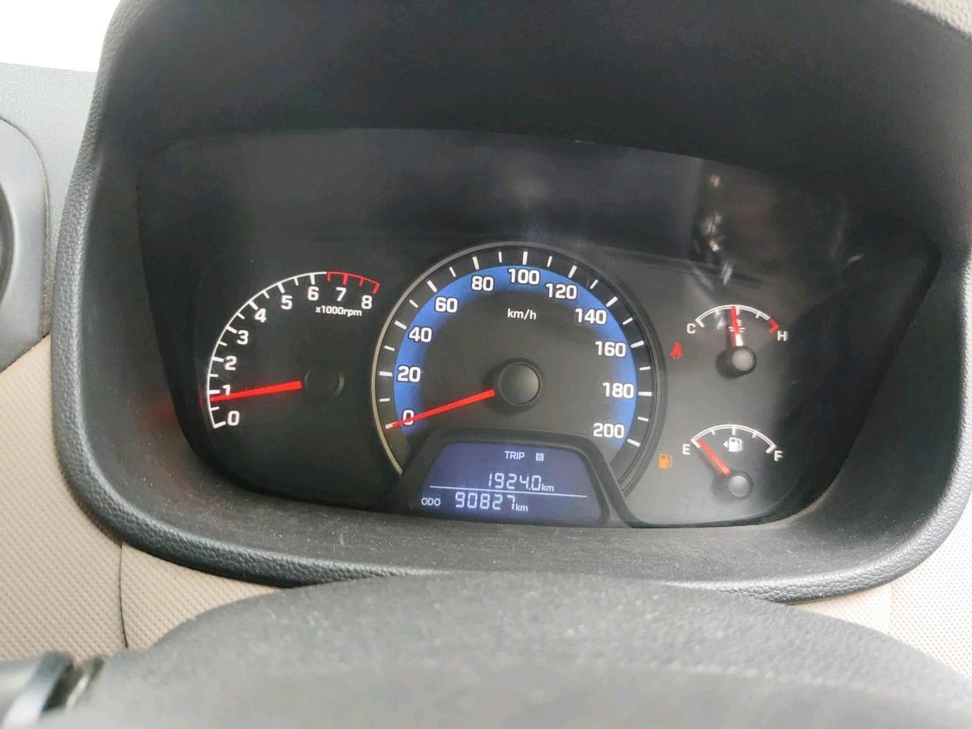 2016 Hyundai Xcent S 1.2, Petrol, Manual, 90,827 km, interior