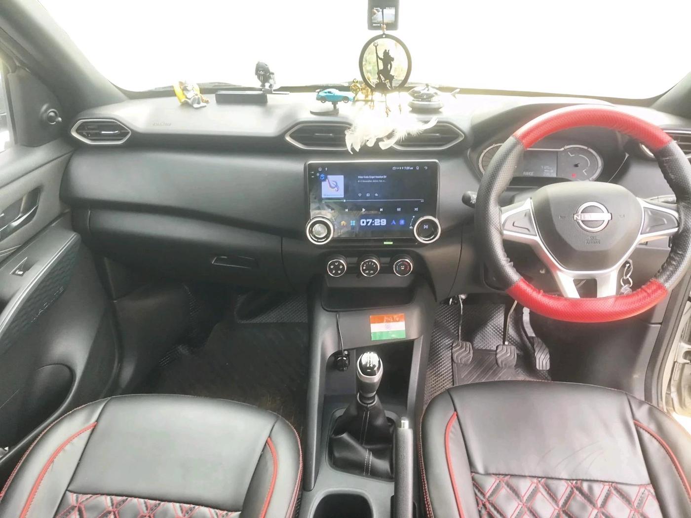 2025 Nissan MAGNITE Visia B4D 1.0 Petrol MT, Petrol, Manual, 7,125 km, interior