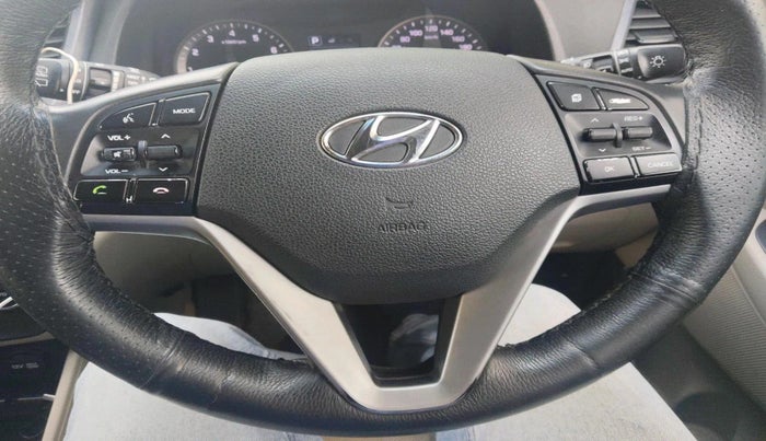 2017 Hyundai Tucson 2WD AT GL PETROL , Petrol, Automatic, 1,13,711 km, interior