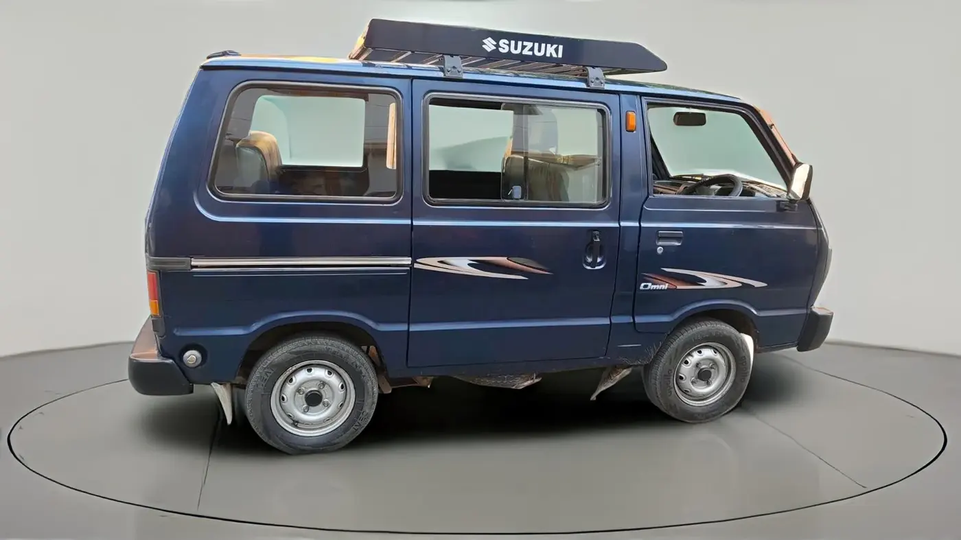 2017 Maruti Omni 5 STR, CNG, Manual, 63,032 km, exterior