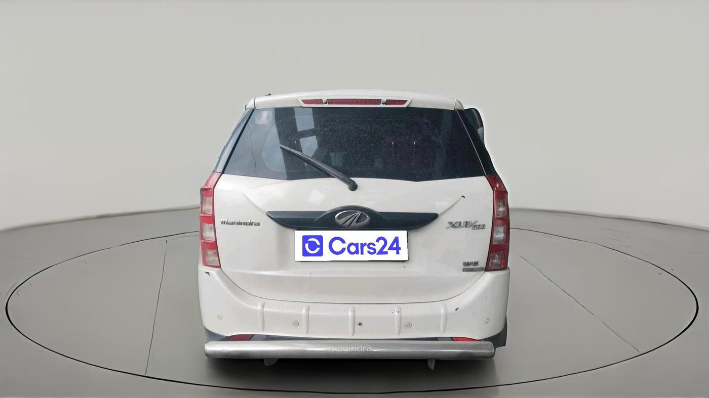 2016 Mahindra XUV500 W6 AT, Diesel, Automatic, 1,64,602 km, exterior