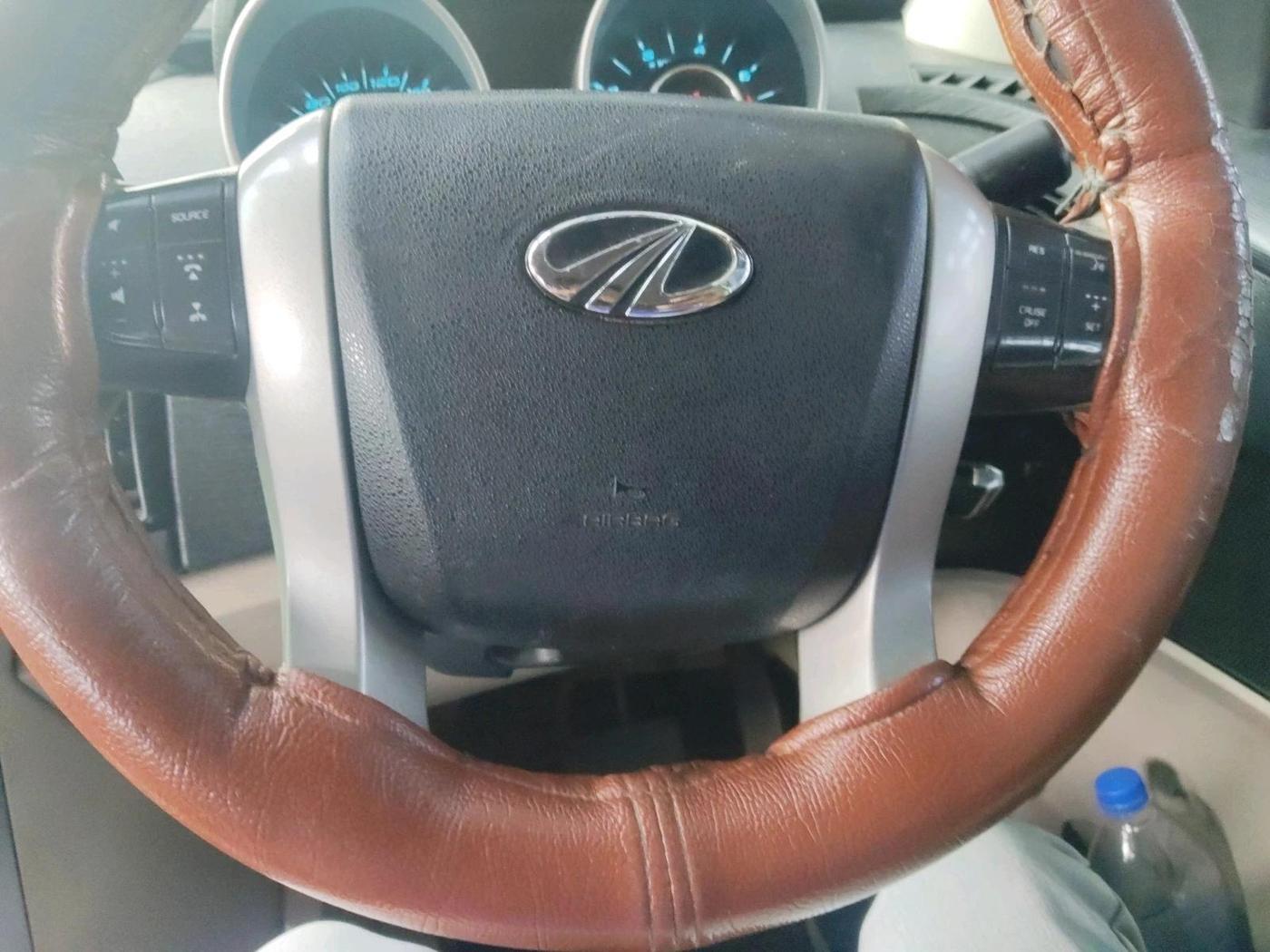 2016 Mahindra XUV500 W6 AT, Diesel, Automatic, 1,64,602 km, interior