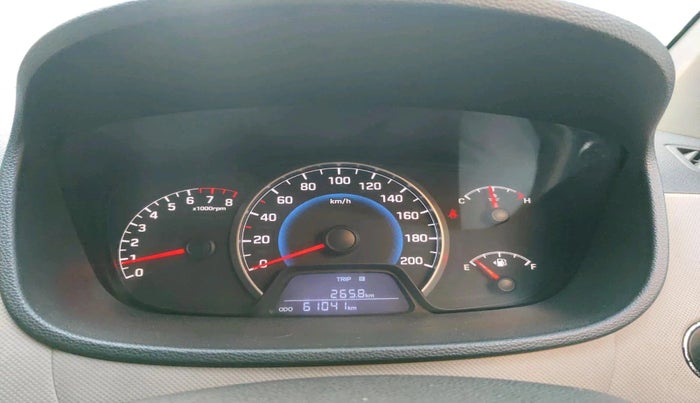 2013 Hyundai Grand i10 SPORTZ 1.2 KAPPA VTVT, Petrol, Manual, 61,041 km, interior