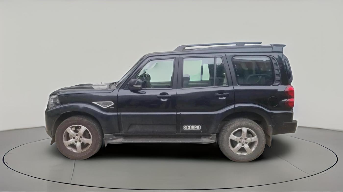 2017 Mahindra Scorpio S11 2WD, Diesel, Manual, 86,861 km, exterior