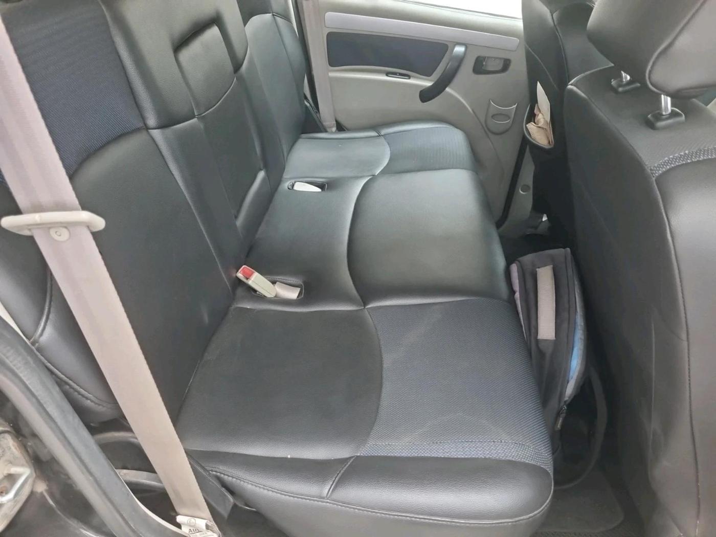 2017 Mahindra Scorpio S11 2WD, Diesel, Manual, 86,861 km, interior