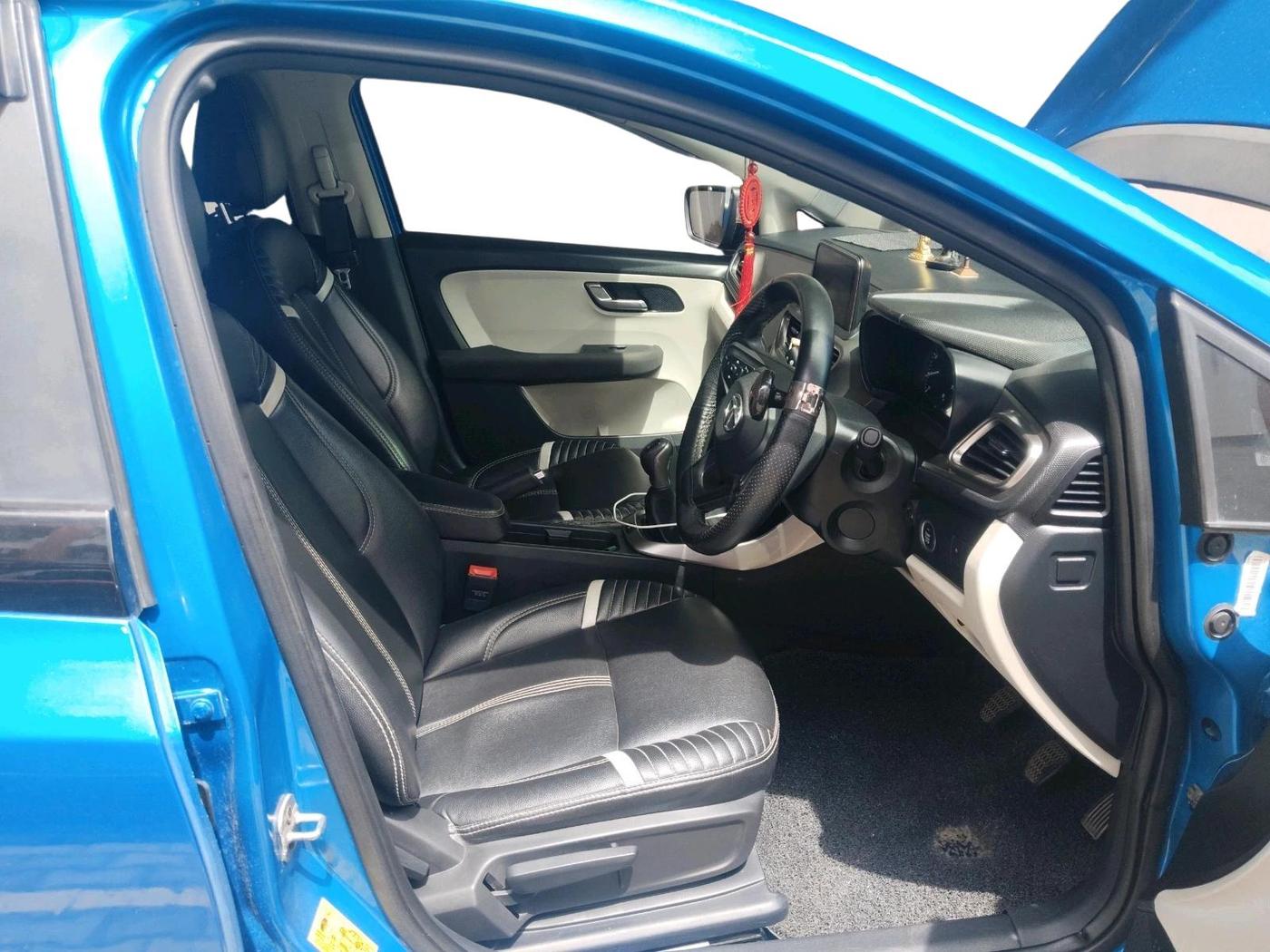 2022 Tata ALTROZ XZ DIESEL, Diesel, Manual, 52,023 km, interior