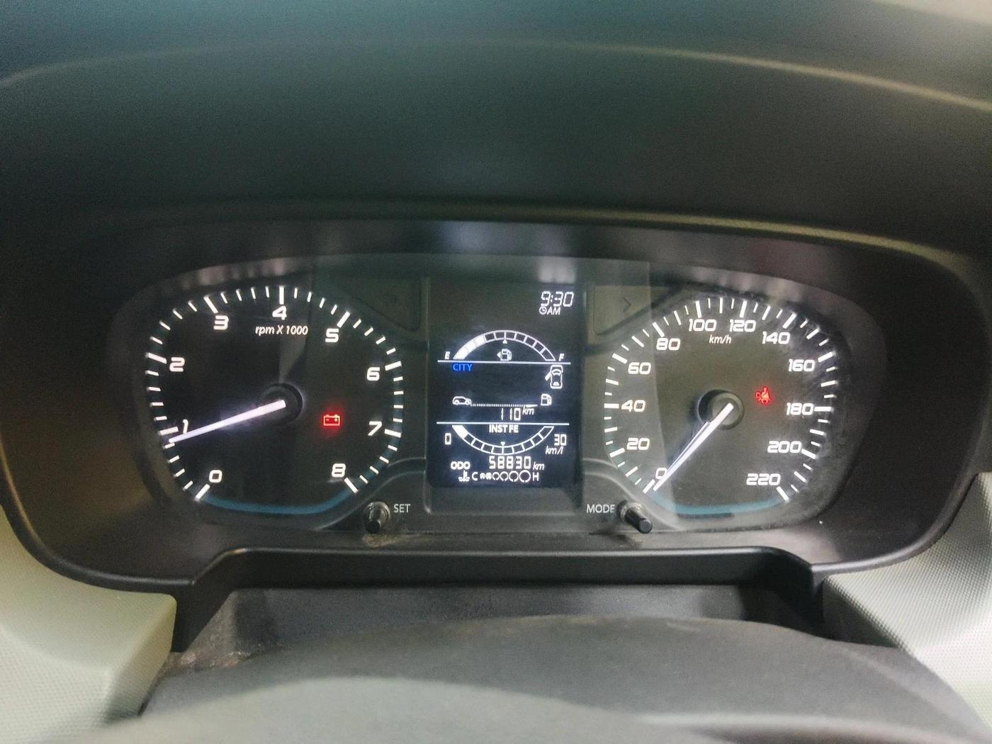 2023 Tata PUNCH ADVENTURE MT, Petrol, Manual, 58,830 km, interior