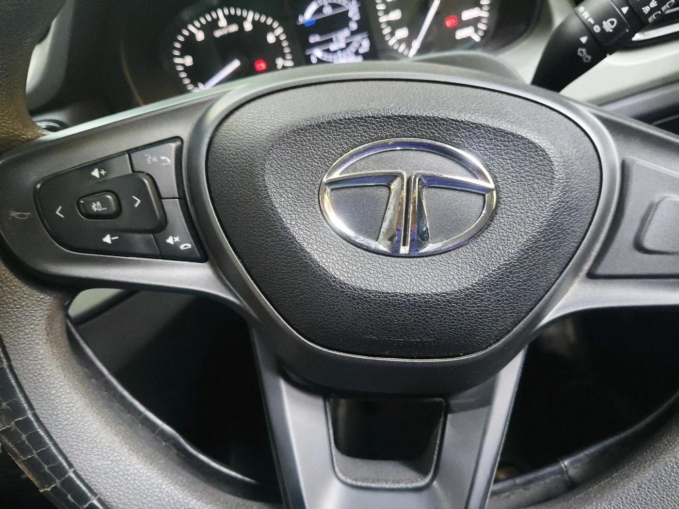 2023 Tata PUNCH ADVENTURE MT, Petrol, Manual, 58,830 km, interior