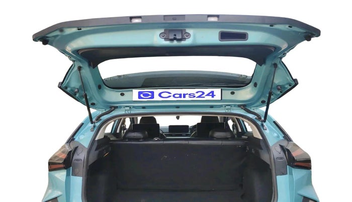 2024 Tata NEXON CREATIVE+ SUNROOF AMT 1.2 PETROL, Petrol, Automatic, 11,196 km, exterior