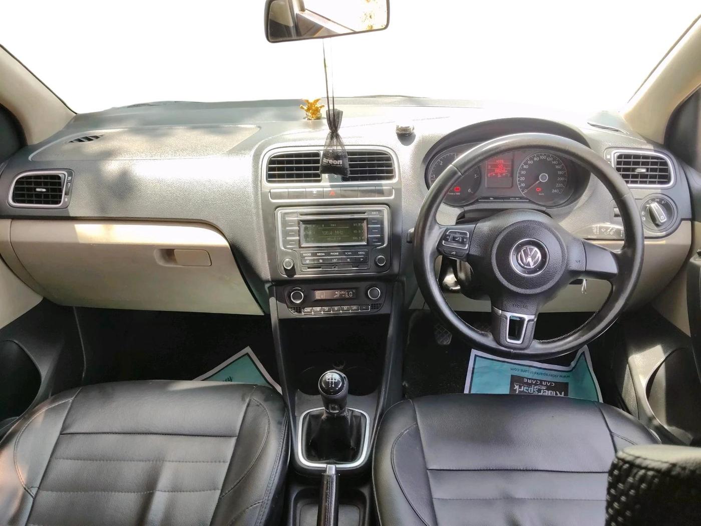 2013 Volkswagen Polo HIGHLINE DIESEL, Diesel, Manual, 88,060 km, interior