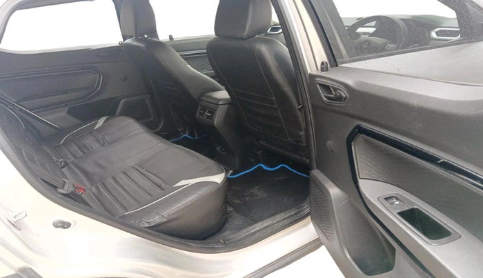 2022 Renault Kiger RXL MT, Petrol, Manual, 32,790 km, interior