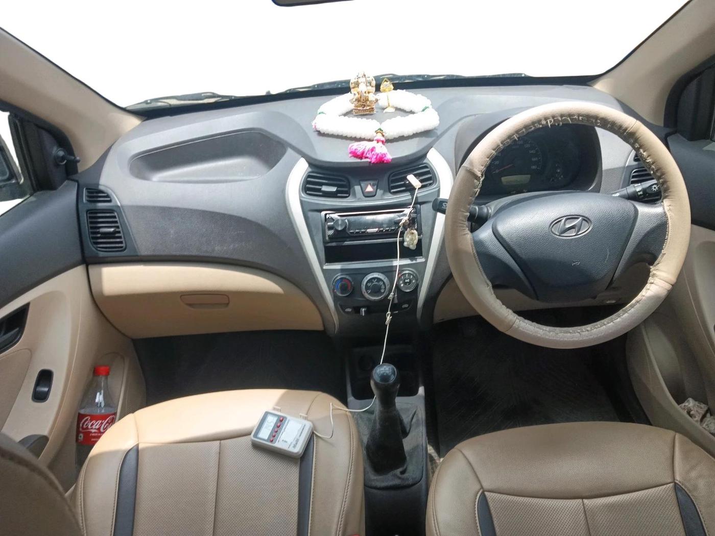 2017 Hyundai Eon ERA +, Petrol, Manual, 52,435 km, interior
