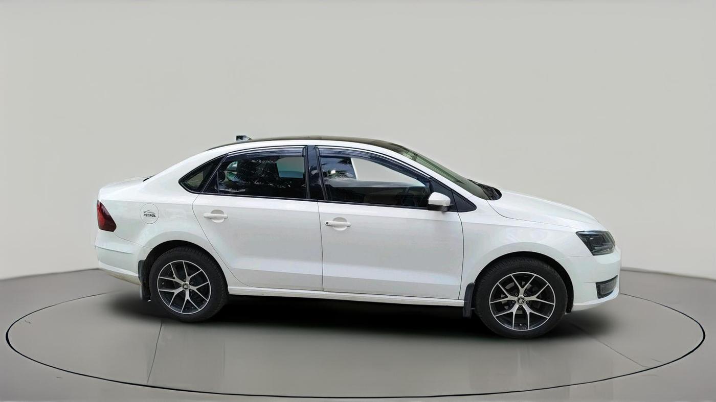2021 Skoda Rapid AMBITION AT TSI, Petrol, Automatic, 42,179 km, exterior