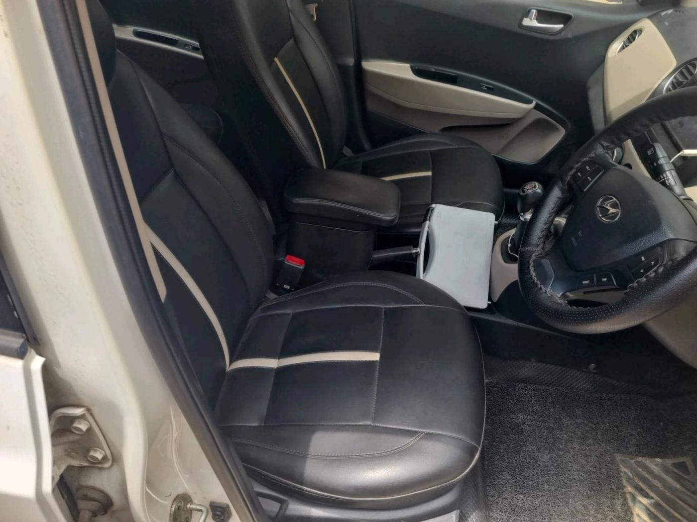 2015 Hyundai Grand i10 ASTA 1.2 KAPPA VTVT, Petrol, Manual, 1,15,460 km, interior