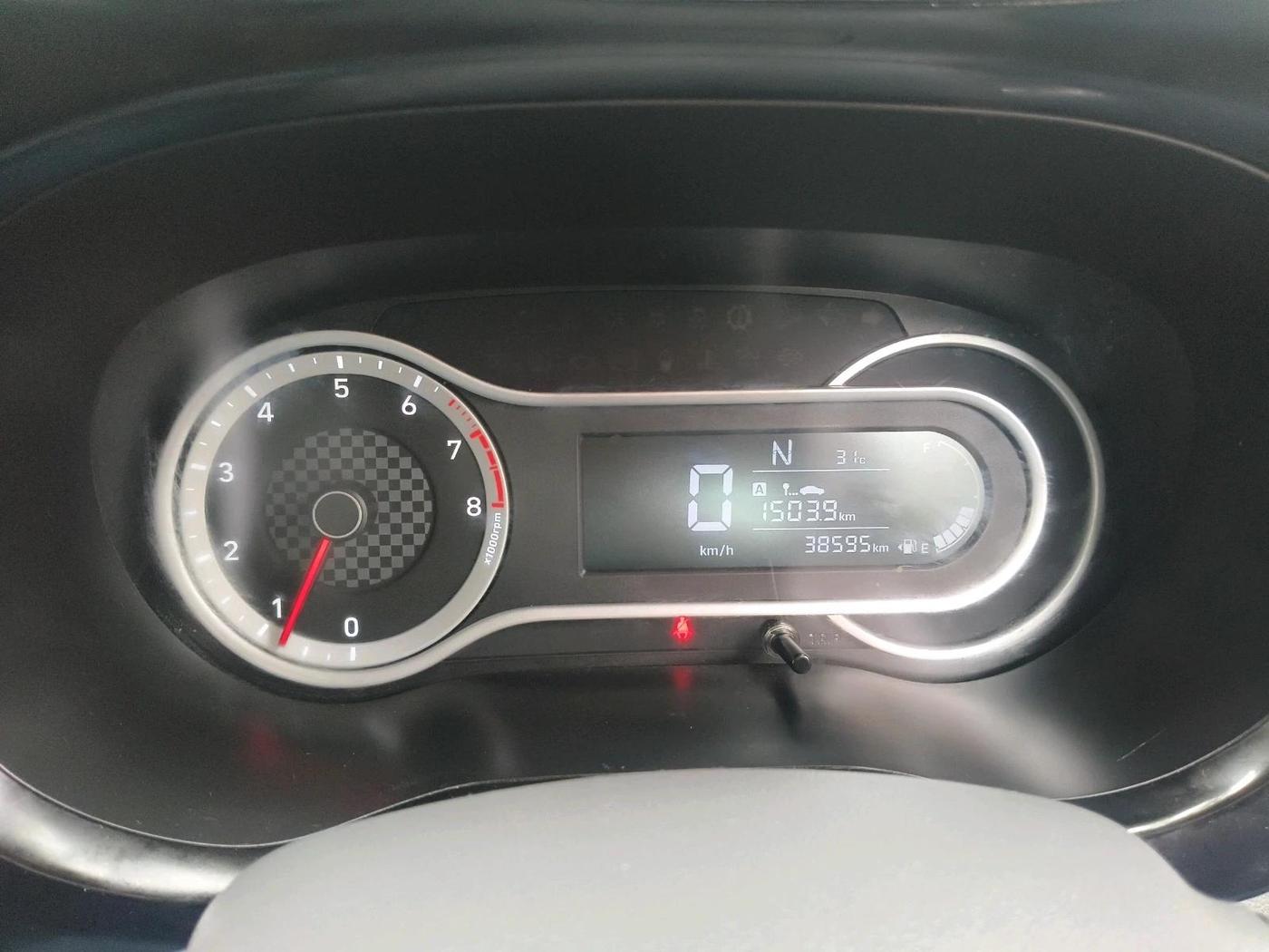 2022 Hyundai GRAND I10 NIOS SPORTZ AMT 1.2 KAPPA VTVT, Petrol, Automatic, 38,595 km, interior