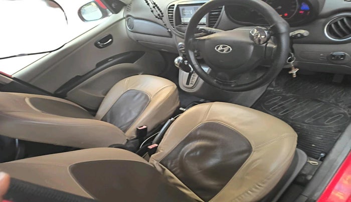 2011 Hyundai i10 SPORTZ 1.2 AT, CNG, Automatic, 1,00,000 km, interior