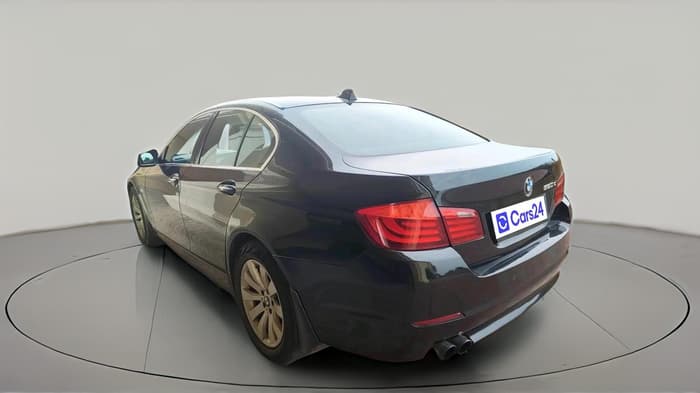 2011 BMW 5 Series 520D 2.0, Diesel, Automatic, 1,98,858 km, exterior