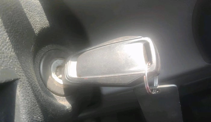 2018 Mahindra KUV 100 NXT K4+ D 6 STR, Diesel, Manual, 1,25,000 km, interior