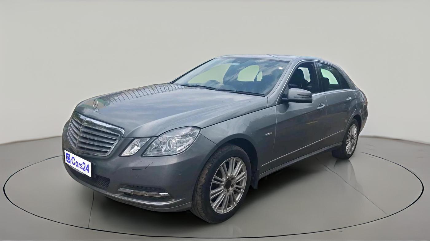 2011 Mercedes Benz E Class E200 CGI ELEGANCE, Petrol, Automatic, 1,22,505 km, exterior