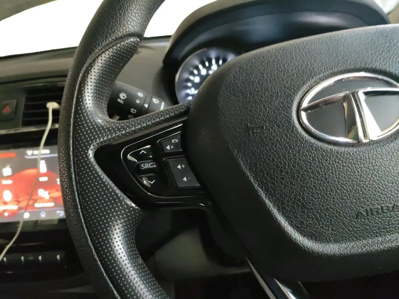 2019 Tata Tiago XZ PLUS PETROL, Petrol, Manual, 23,122 km, interior