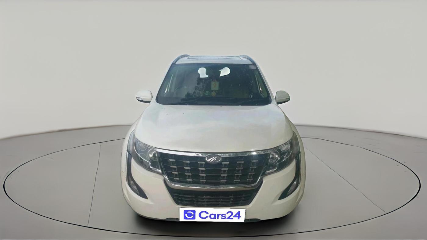 2018 Mahindra XUV500 W11, Diesel, Manual, 88,887 km, exterior