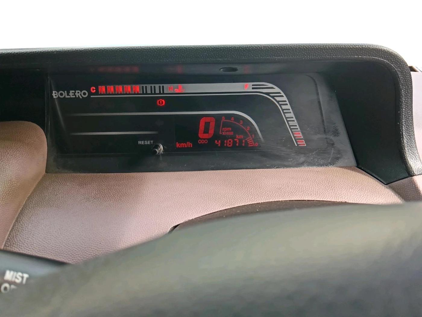 2020 Mahindra Bolero B6, Diesel, Manual, 41,871 km, interior