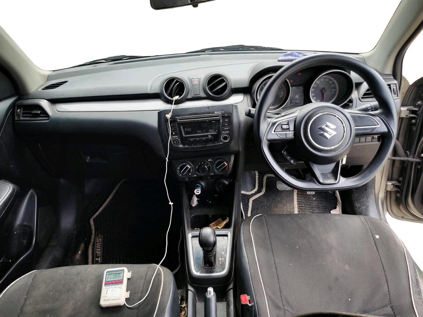 2018 Maruti Swift VXI AMT, Petrol, Automatic, 1,53,735 km, interior