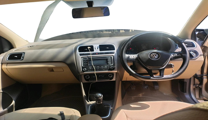 2015 Volkswagen Vento HIGHLINE DIESEL 1.5, Diesel, Manual, 55,593 km, interior