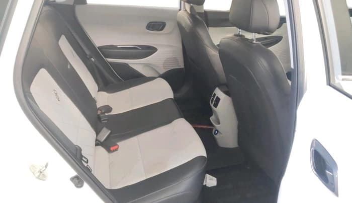 2024 Hyundai NEW I20 ASTA (O) 1.2 IVT, Petrol, Automatic, 19,479 km, interior