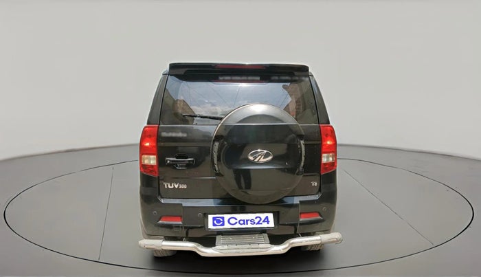 2017 Mahindra TUV300 T8, Diesel, Manual, 1,24,855 km, exterior
