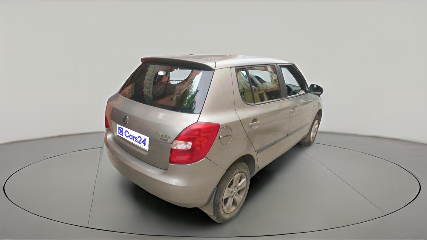 2011 Skoda Fabia ELEGANCE 1.2 TDI, Diesel, Manual, 9,425 km, exterior