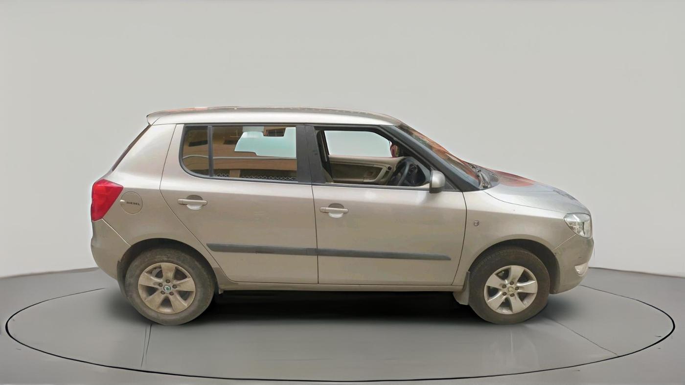 2011 Skoda Fabia ELEGANCE 1.2 TDI, Diesel, Manual, 9,425 km, exterior