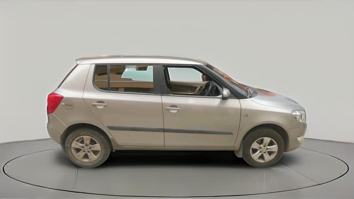 2011 Skoda Fabia ELEGANCE 1.2 TDI, Diesel, Manual, 9,425 km, exterior