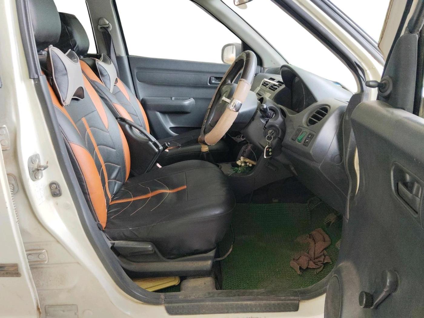 2011 Maruti Swift LDI, Diesel, Manual, 1,33,310 km, interior