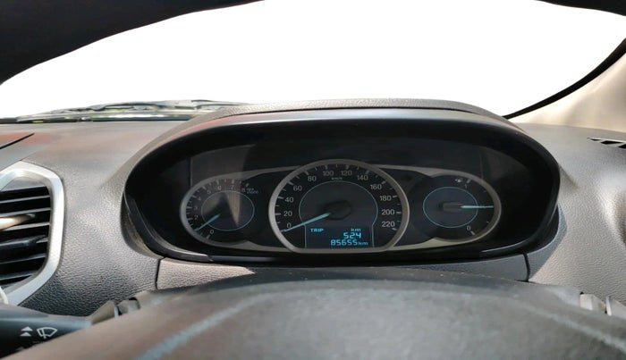 2016 Ford New Figo TITANIUM 1.2 PETROL MT, Petrol, Manual, 85,655 km, interior