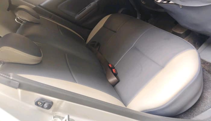 2011 Maruti Ritz VXI, Petrol, Manual, 1,27,325 km, interior