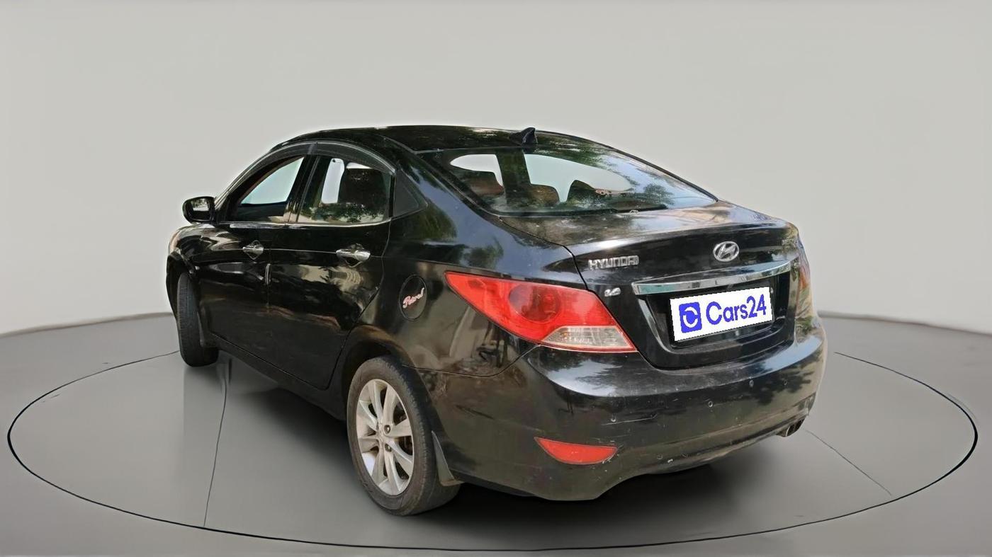 2011 Hyundai Verna FLUIDIC 1.6 VTVT SX, Petrol, Manual, 1,30,616 km, exterior