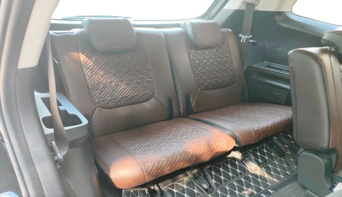 2025 KIA Carens Clavis EV HTX, Electric, Automatic, 10,106 km, interior